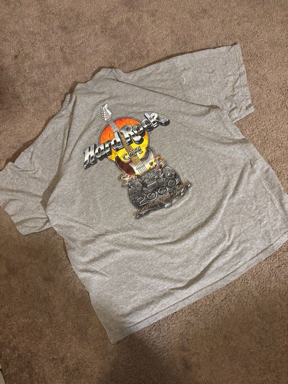 VTG 2000 XL Hard Rock Cafe Maui “The Evolution Of Rock” Shirt w/ Flame Graphic